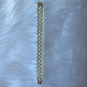 Freshwater Pearl Bracelet with 14kt gold clasp